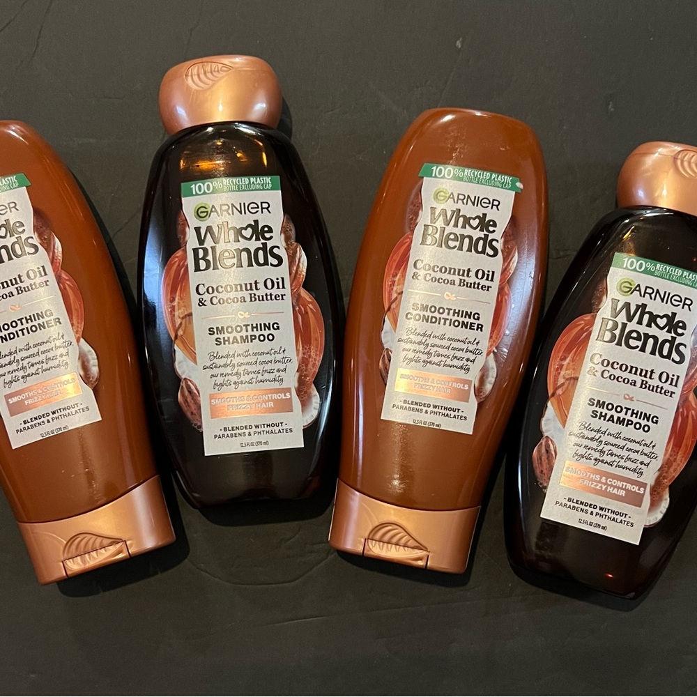2-Garnier Whole Blends Coconut oil & Cocoa Butter Shampoo and 2-Conditioner
